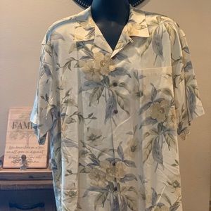 Tommy Bahama Button Down Silk Shirt. Size XL